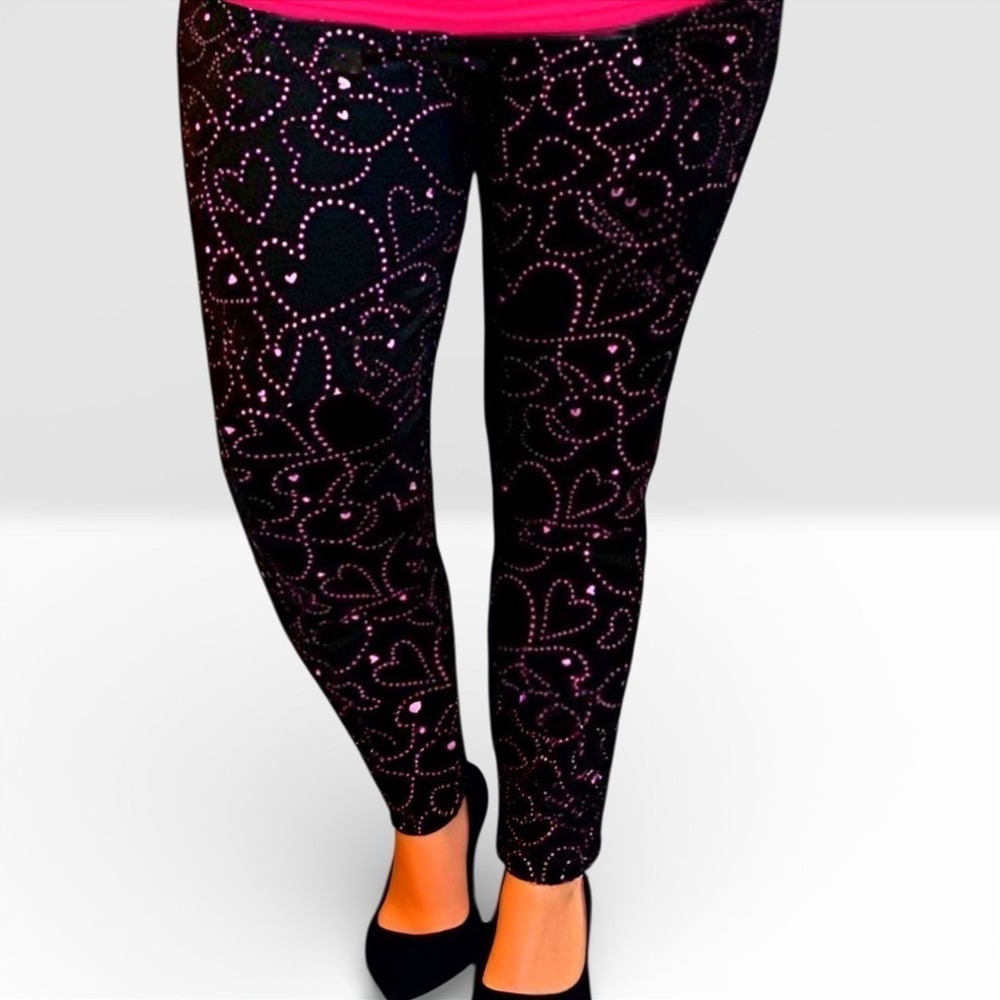 TORRID Black Heart Leggings w/Pink Gem-Like Embellishments NWT‎ Size 2X